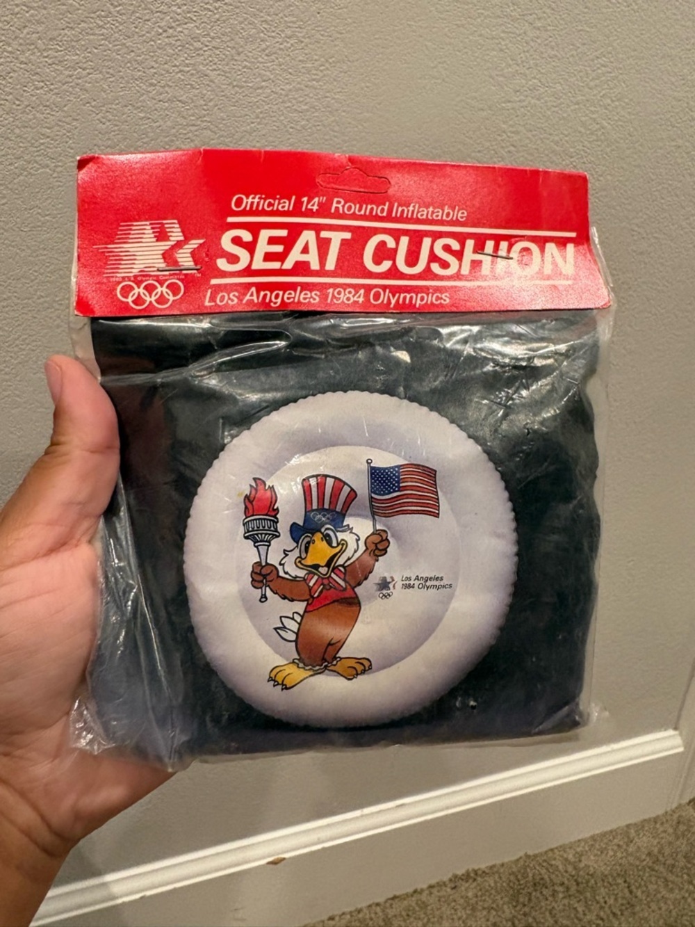 Vintage Los Angeles 1984 Olympics Stadium Cushion Inflatable USA Moochies NEW